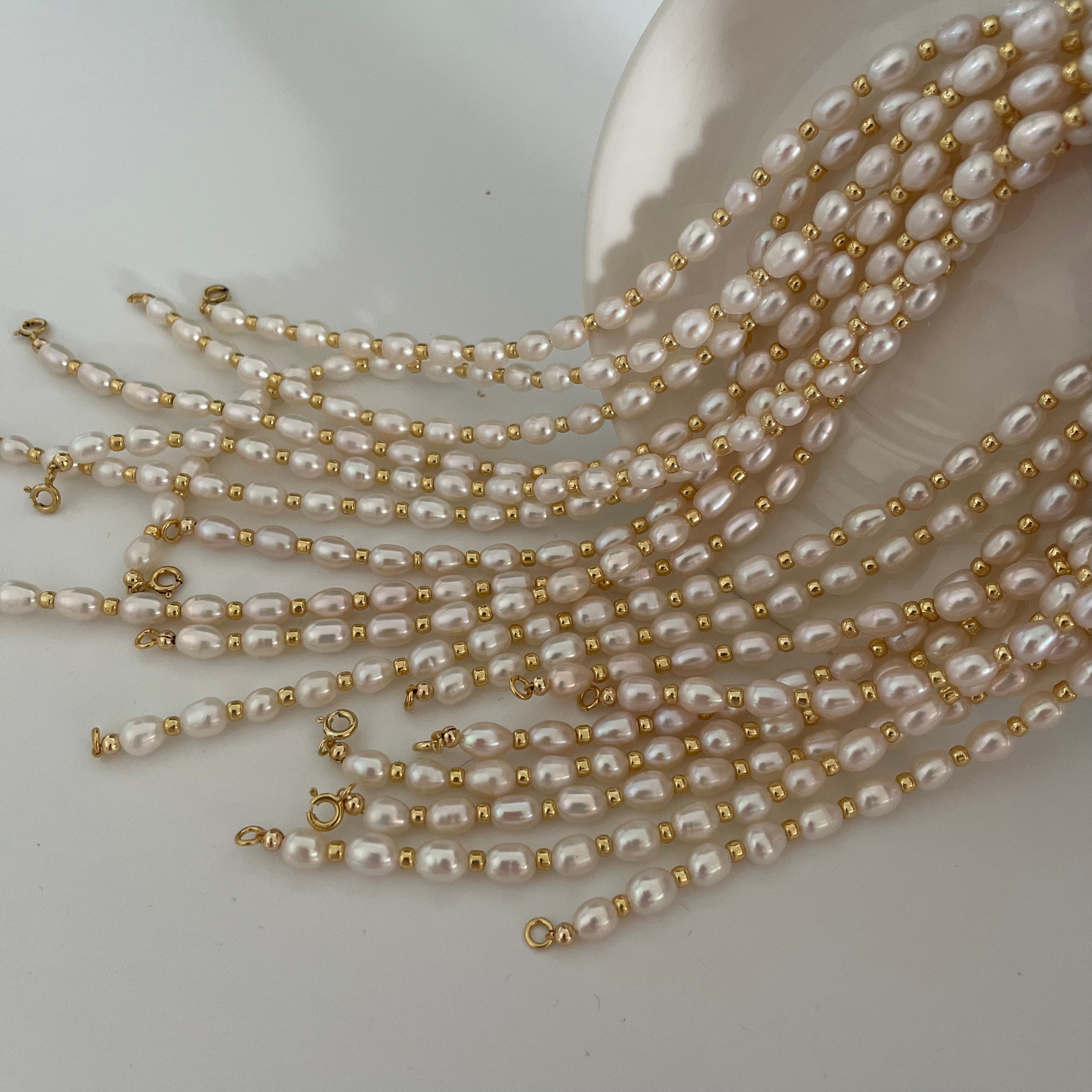 Elegant Rice Shape Pearl Beads Necklace with 14K Gold-Filled Accents - Natural Freshwater Pearls for a Luxurious Touch