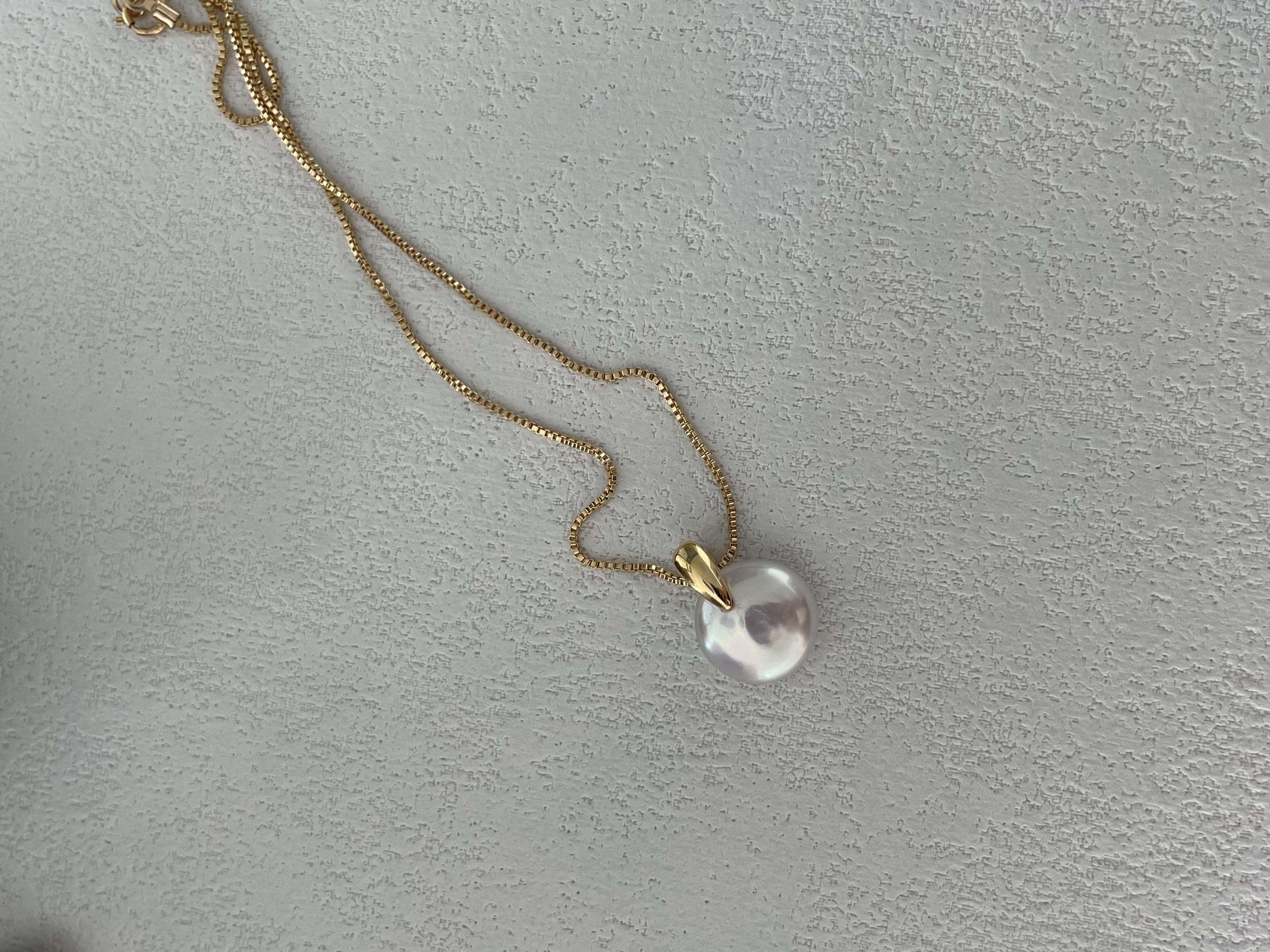 14ct Gold Filled Pearl Pendant Necklace Timeless Elegance and Modern Sophistication