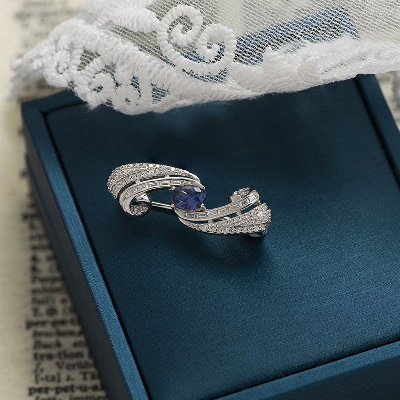 Elegant Blue Corundum Diamante 925 Sterling Silver Brooch